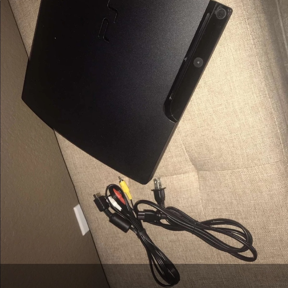 PS3 - Picture 3 of 4